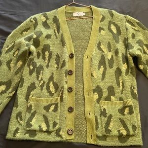 Good condition men Leopard print Cardigan